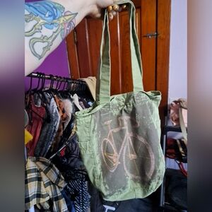 GREEN TOTE BAG! BICYCLE FRONT! GILMORE GIRLS AESTHETIC!